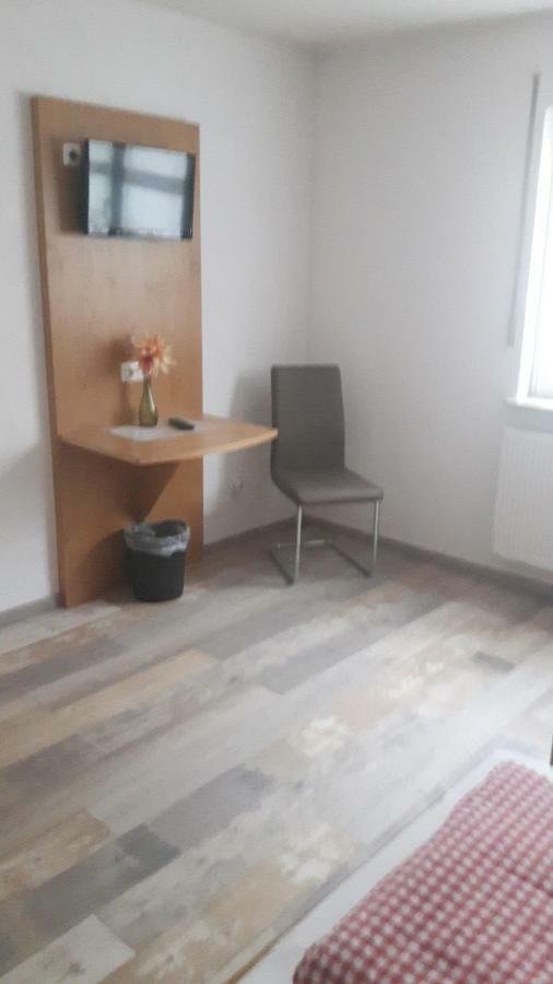 Gaestehaus Engelhard Pension Karbach  Екстер'єр фото