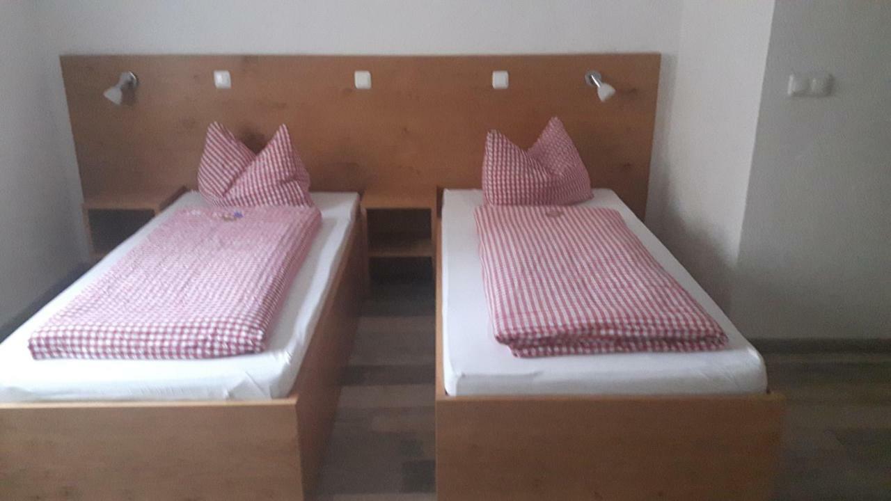 Gaestehaus Engelhard Pension Karbach  Екстер'єр фото